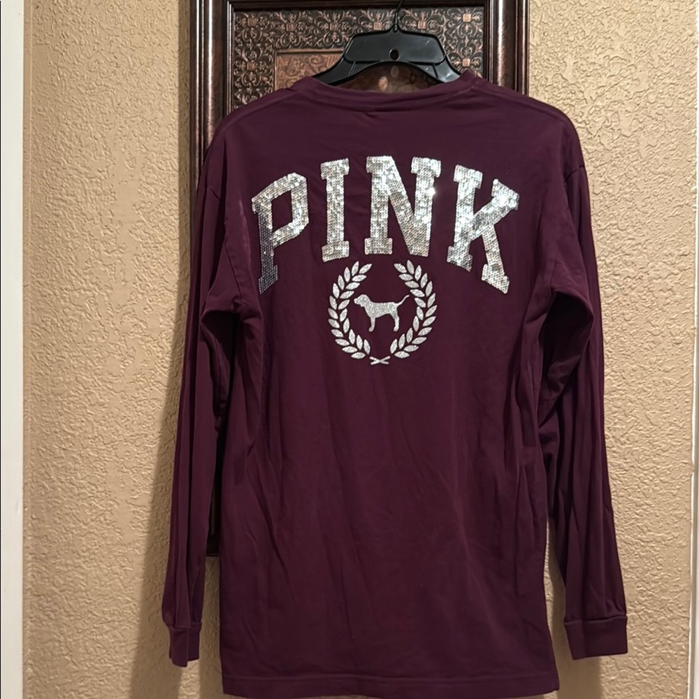 PINK Victoria's Secret Burgundy Long Sleeve Tee. Sequined Logo with silver dog.